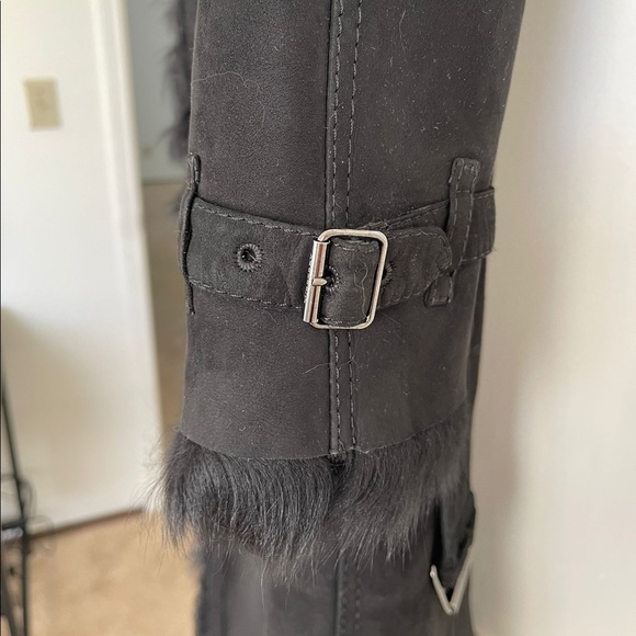 Authentic Burberry 'Tolladine' Black Shearling Trench Coat - Picture 9 of 10